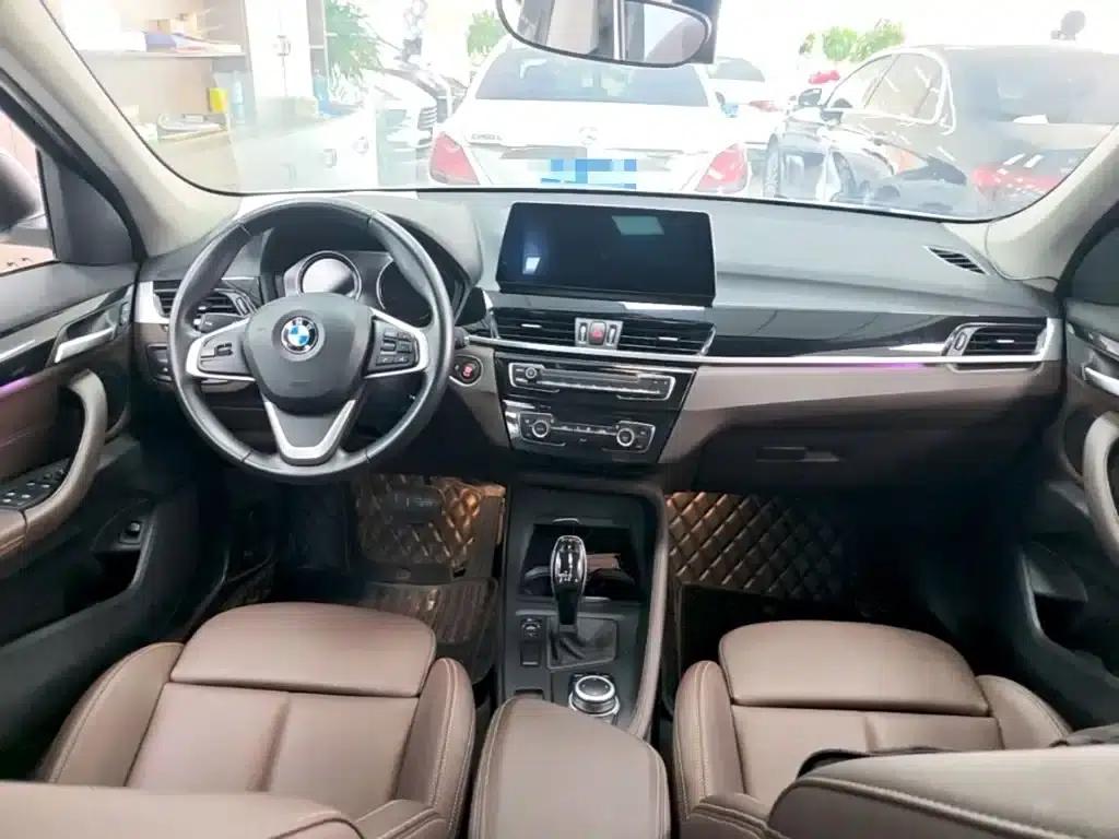 BMW X1 2020 sDrive25Li Leading Edition — миниатюра 10