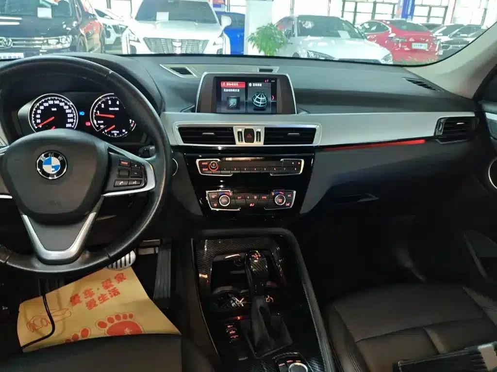 BMW X1 2019 sDrive20Li Leading Edition — миниатюра 9