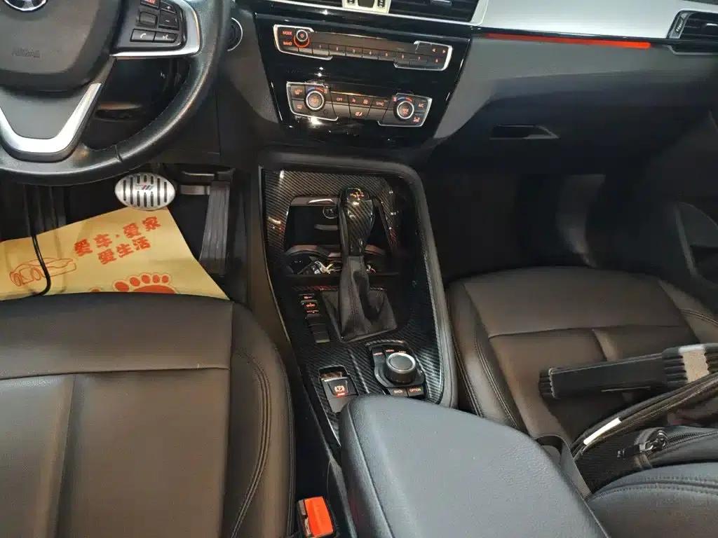 BMW X1 2019 sDrive20Li Leading Edition — миниатюра 10