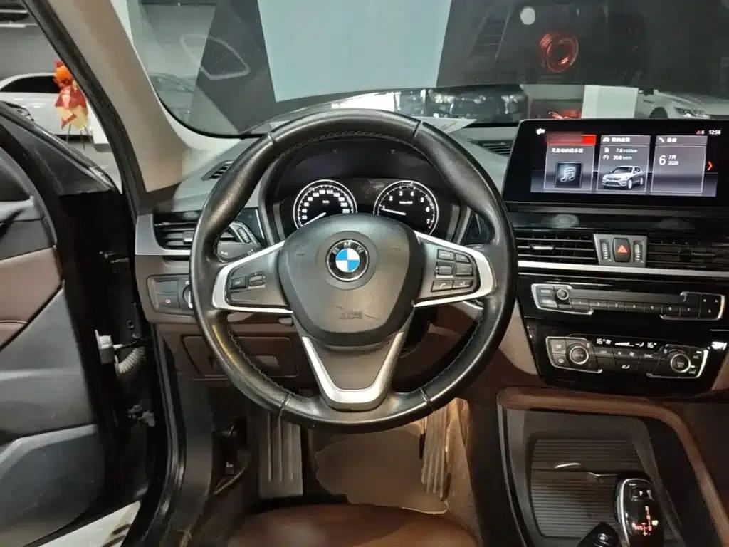 BMW X1 2020 sDrive25Li Leading Edition — миниатюра 11