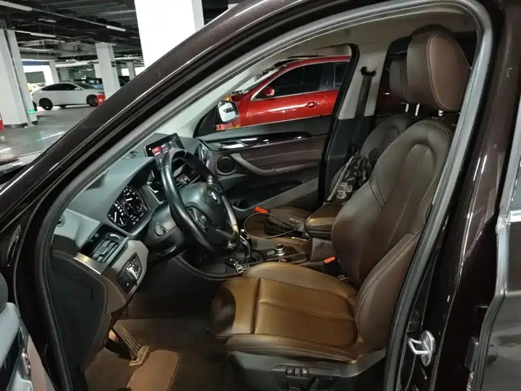 BMW X1 2020 sDrive25Li Leading Edition — миниатюра 15