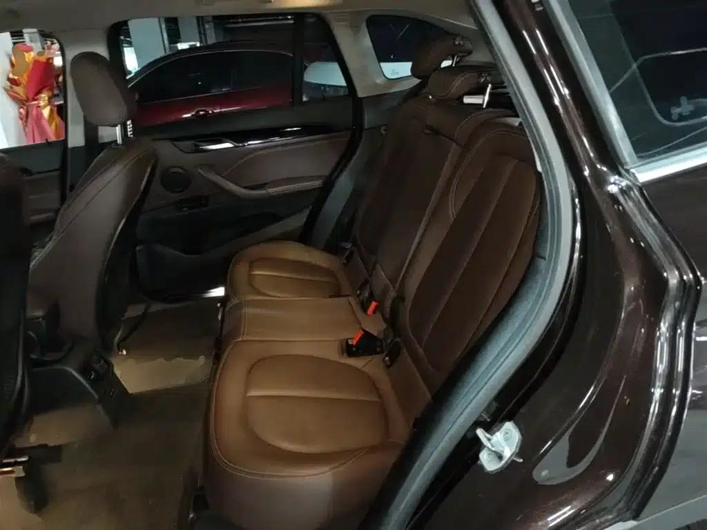 BMW X1 2020 sDrive25Li Leading Edition — миниатюра 17