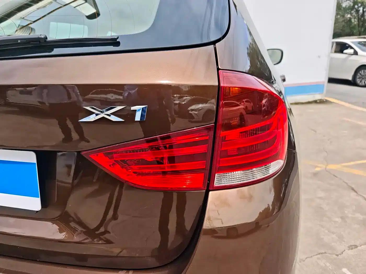 2010 BMW X1 Imported sDrive18i Luxury Model — миниатюра 9