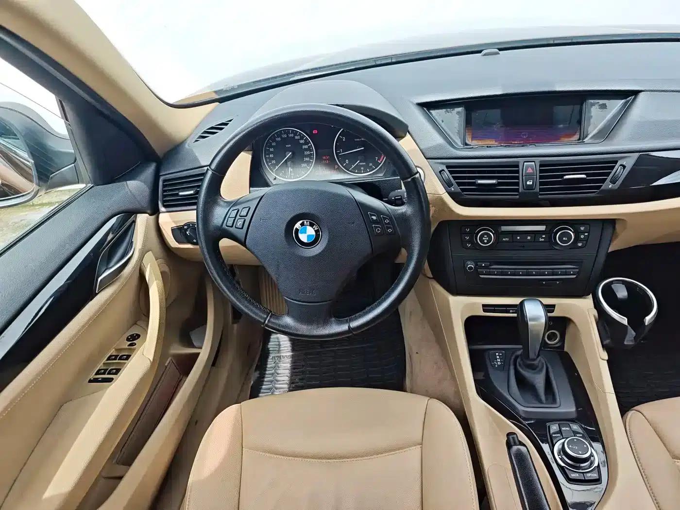 2010 BMW X1 Imported sDrive18i Luxury Model — миниатюра 10