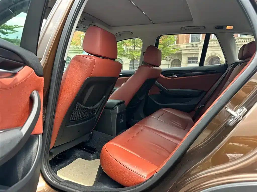 2012 BMW X1 Imported sDrive18i Luxury Model — миниатюра 9
