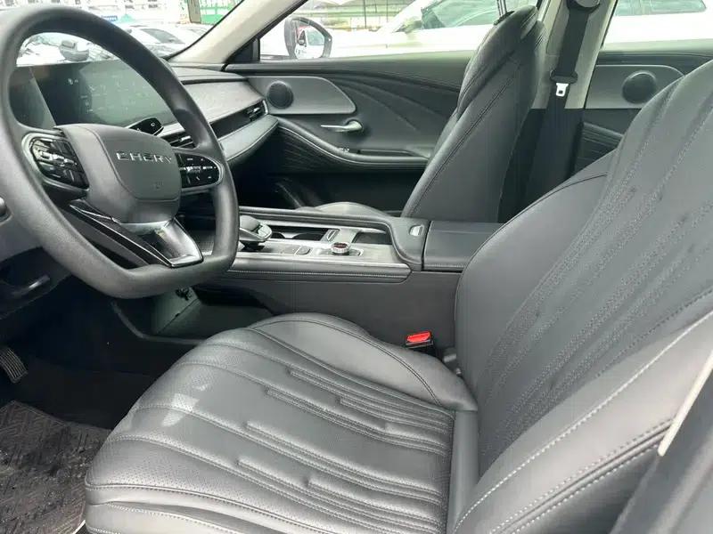 Fengyun A8 2023 1.5T Automatic Front-Wheel Drive 5-Seater Factory Custom Edition — миниатюра 12