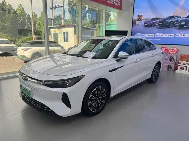 Fengyun A8 2024 Long-Range Edition 127 Luxury Model