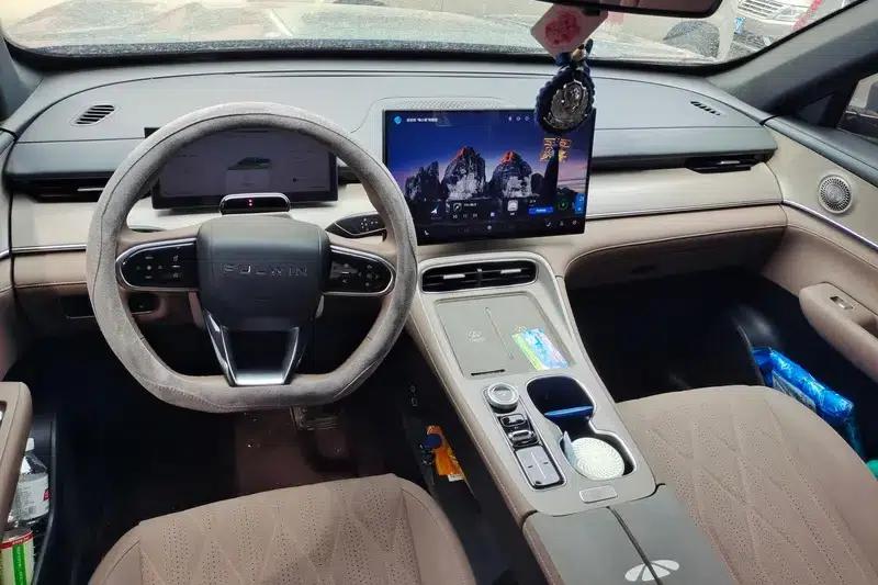 Fengyun T8 2025 1.5T 130km Premium Edition — миниатюра 14