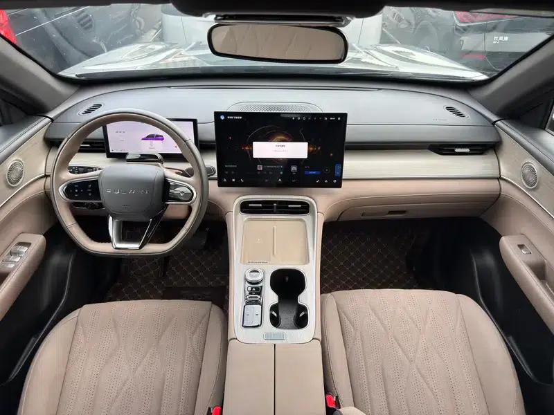 Fengyun T8 2025 1.5T 130km Premium Edition — миниатюра 12