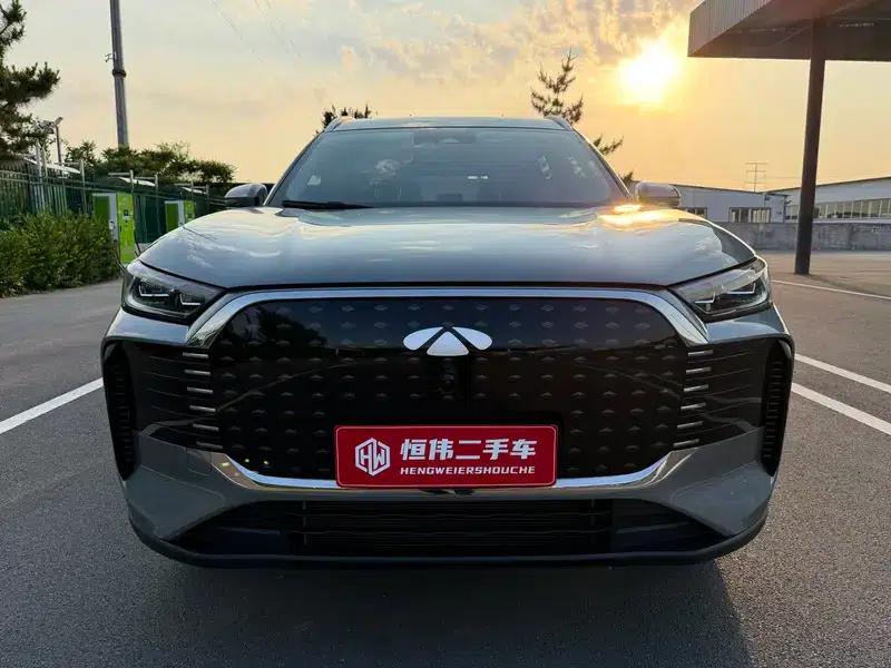 Fengyun T8 2025 1.5T 130km Luxury Edition — миниатюра 2