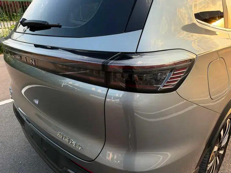 Fengyun T8 2025 1.5T 130km Luxury Edition — миниатюра 11