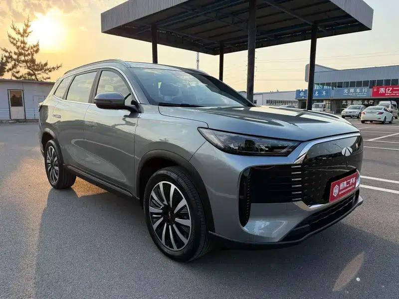 Fengyun T8 2025 1.5T 130km Luxury Edition — миниатюра 3