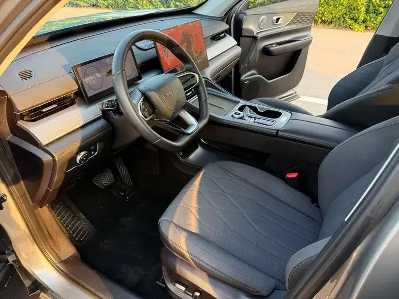 Fengyun T8 2025 1.5T 130km Luxury Edition — миниатюра 21