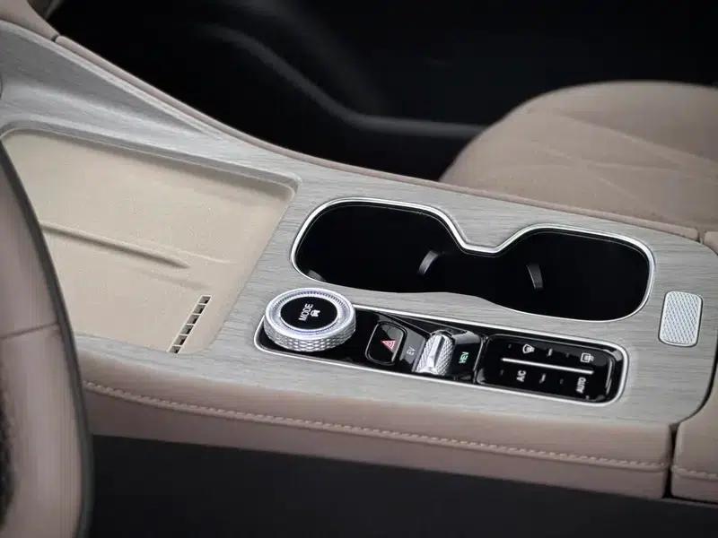 Fengyun T8 2025 1.5T 130km Premium Edition — миниатюра 15