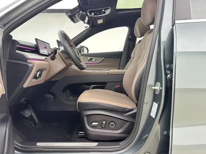 Fengyun T8 2025 1.5T 130km Premium Edition — миниатюра 16