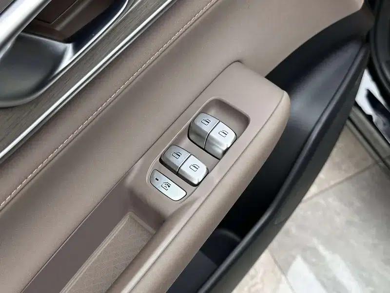 Fengyun T8 2025 1.5T 130km Premium Edition — миниатюра 20