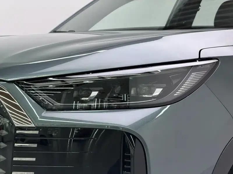 Fengyun T8 2025 1.5T 130km Premium Edition — миниатюра 12