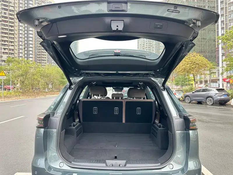 Fengyun T8 2025 1.5T 130km Premium Edition — миниатюра 18