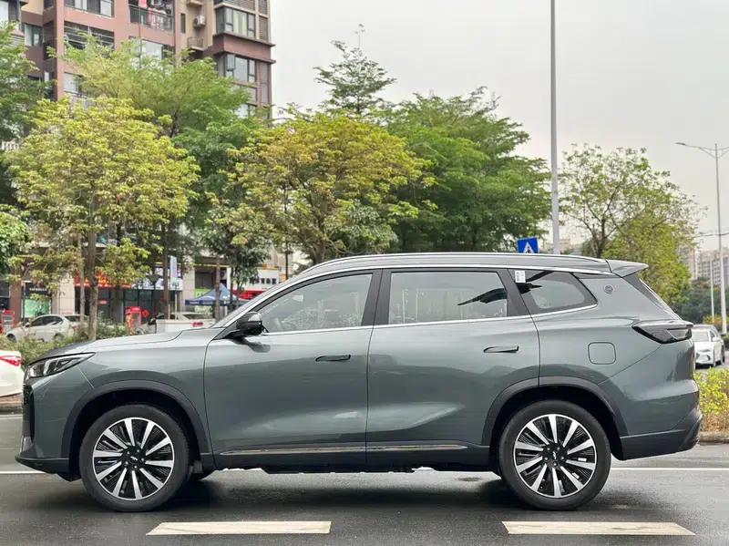 Fengyun T8 2025 1.5T 130km Premium Edition — миниатюра 4