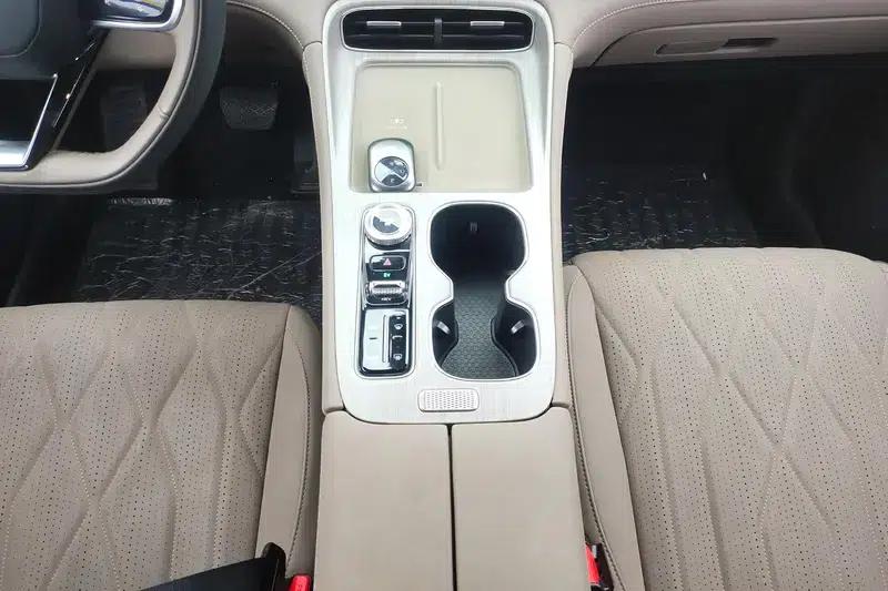 Fengyun T8 2025 1.5T 130km Premium Edition — миниатюра 14