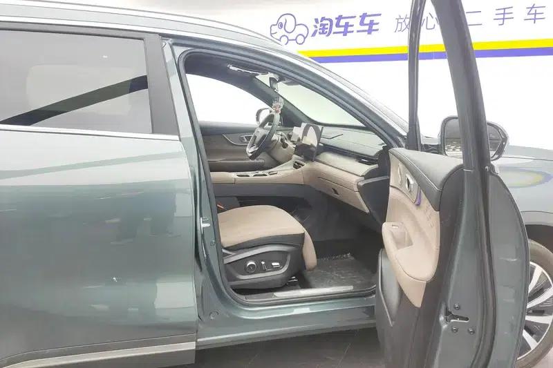 Fengyun T8 2025 1.5T 130km Premium Edition — миниатюра 16