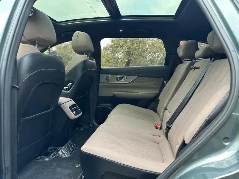 Fengyun T8 2025 1.5T 130km Premium Edition — миниатюра 38