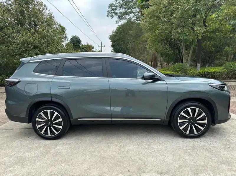 Fengyun T8 2025 1.5T 130km Premium Edition — миниатюра 8