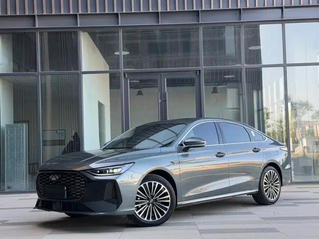 Fengyun A8L 2025 Model 145km Luxury Edition