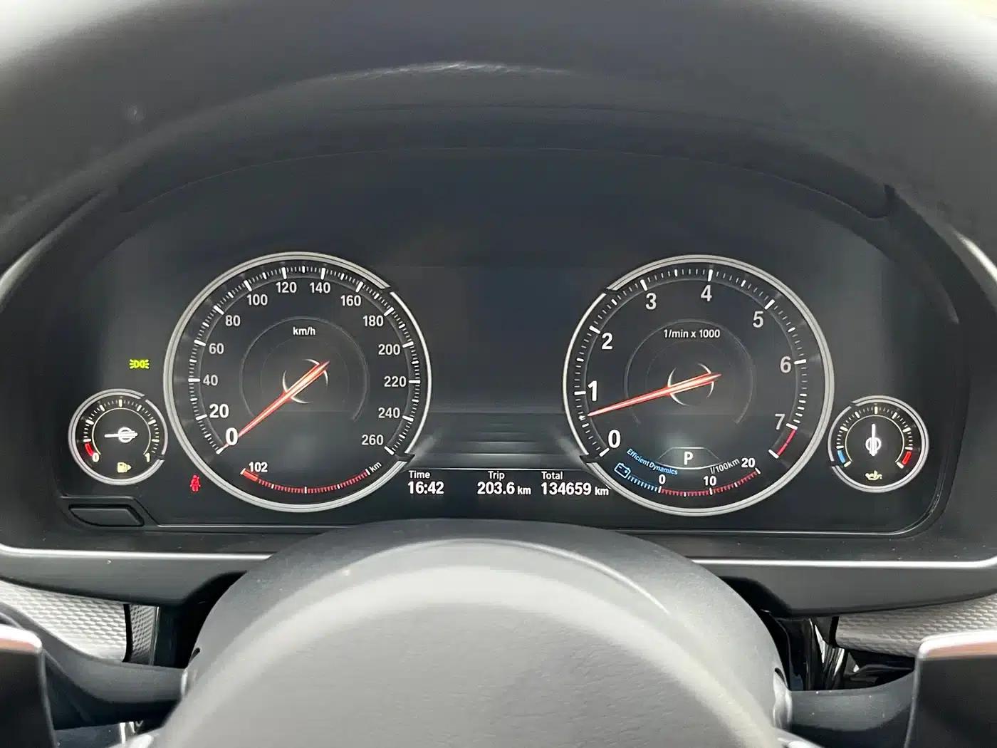 BMW X6 2018 xDrive35i Leading Edition — миниатюра 16