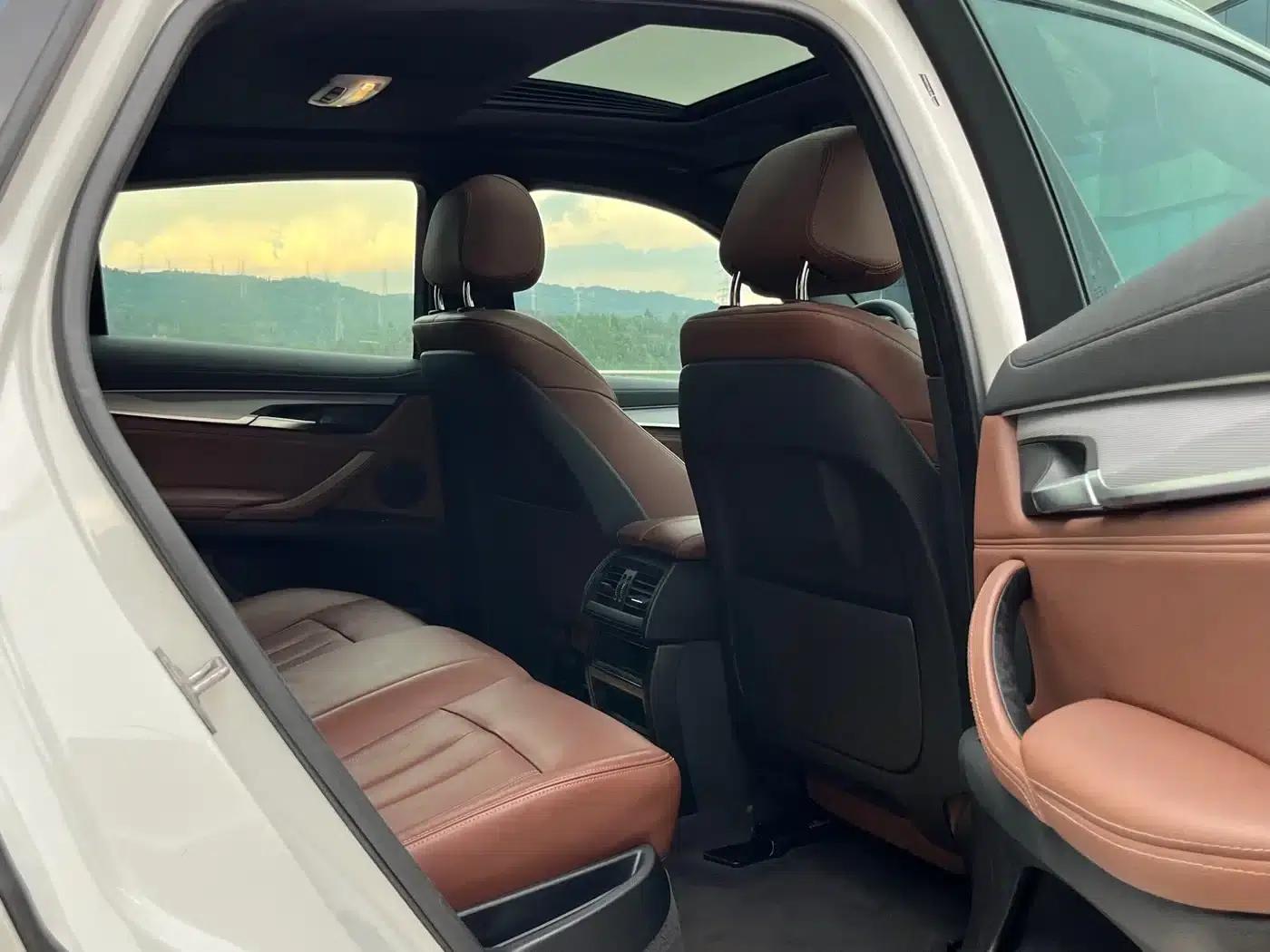 BMW X6 2018 xDrive35i Leading Edition — миниатюра 24