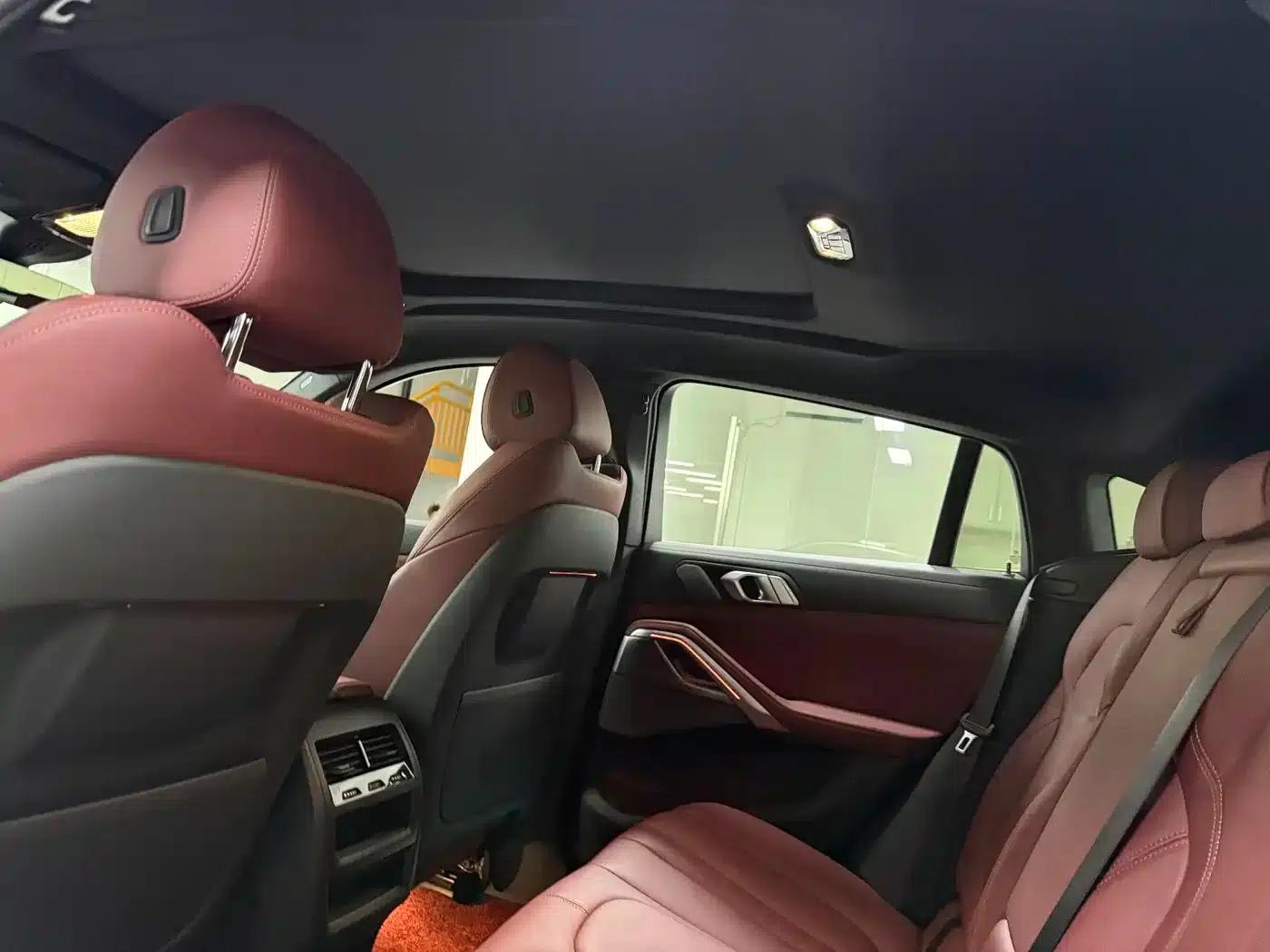 2021 BMW X6 xDrive40i M Sport Package — миниатюра 17