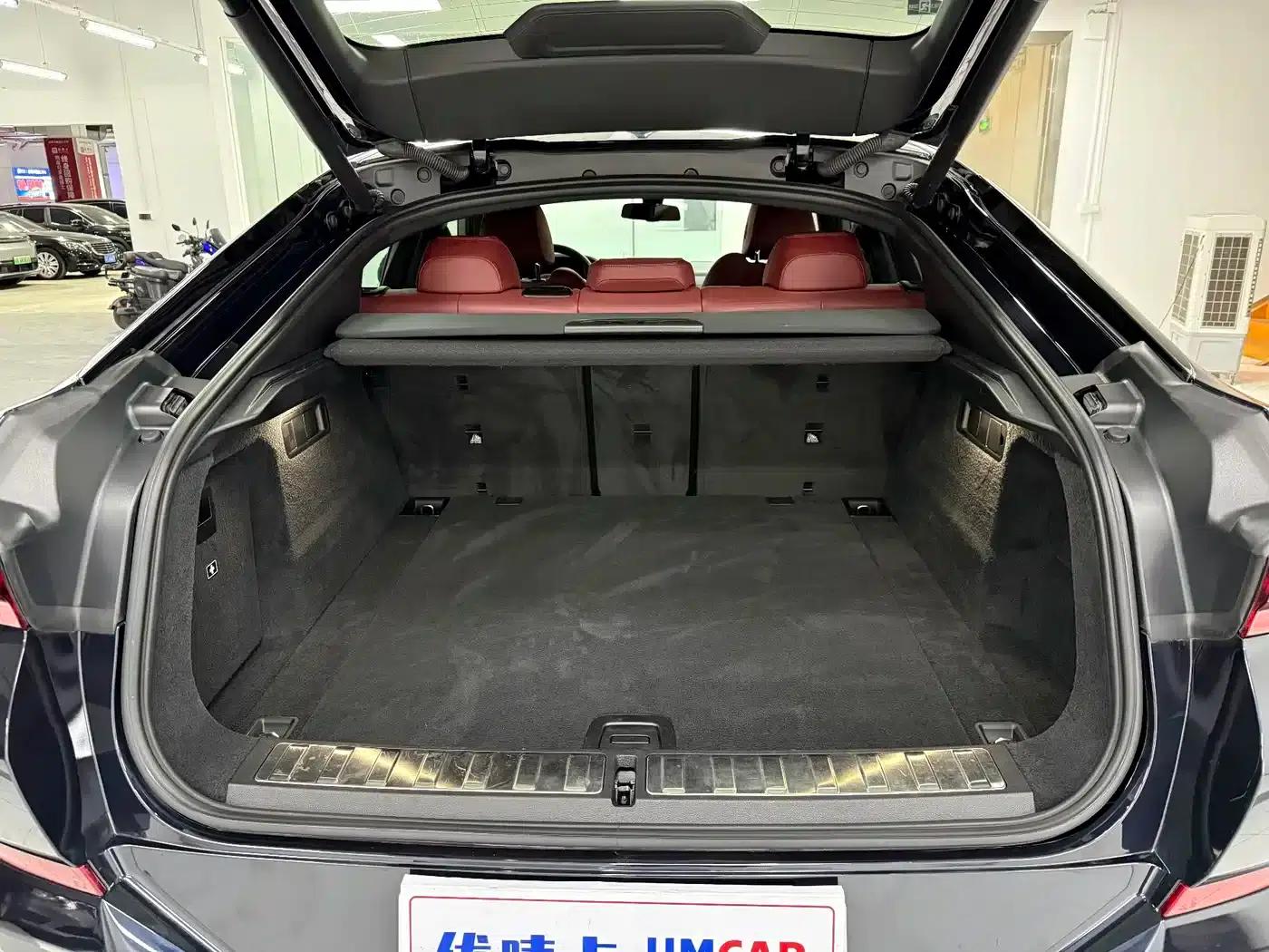 2021 BMW X6 xDrive40i M Sport Package — миниатюра 8