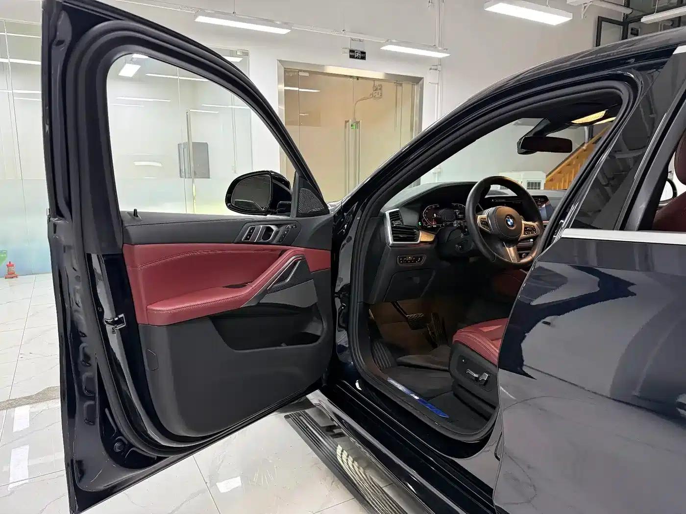 2021 BMW X6 xDrive40i M Sport Package — миниатюра 9