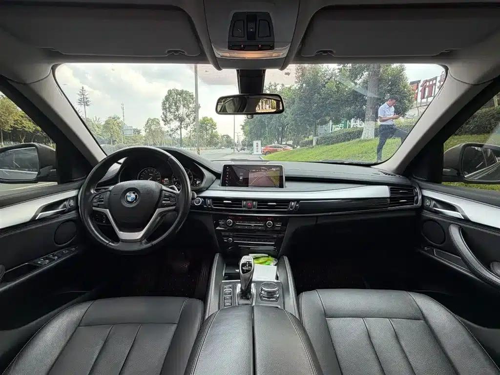 BMW X6 2018 xDrive35i M Sport Luxury — миниатюра 11