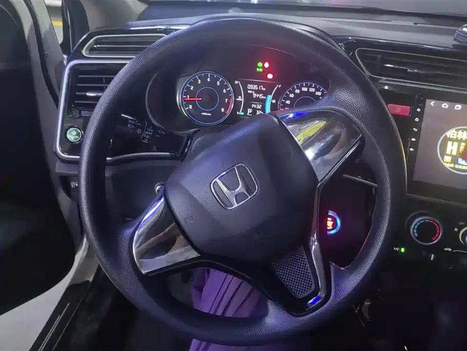 2017 Honda Crider 1.5L CVT Comfort Edition — миниатюра 15