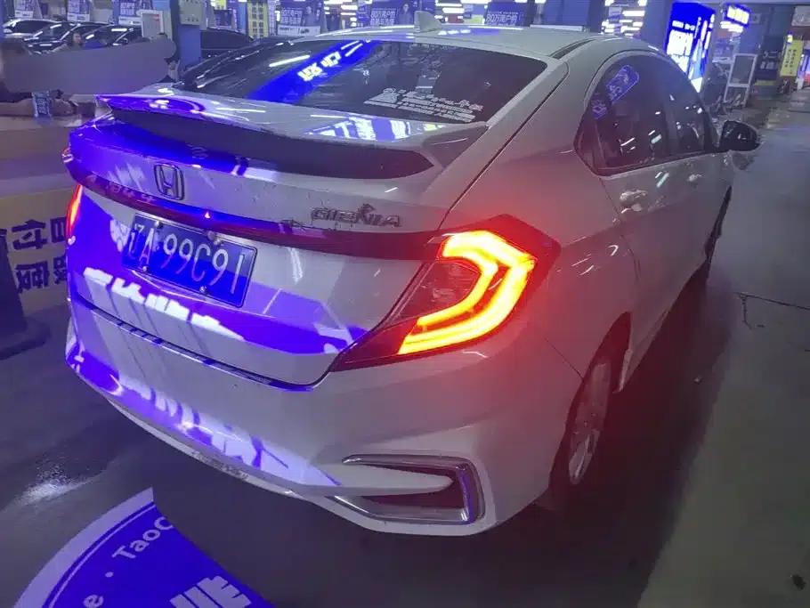 2017 Honda Crider 1.5L CVT Comfort Edition — миниатюра 3
