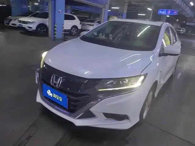 2017 Honda Crider 1.5L CVT Comfort Edition