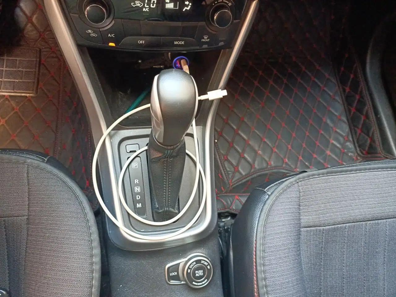 Suzuki S-Cross 2014 1.6L CVT Four-Wheel Drive Luxury Version — миниатюра 13