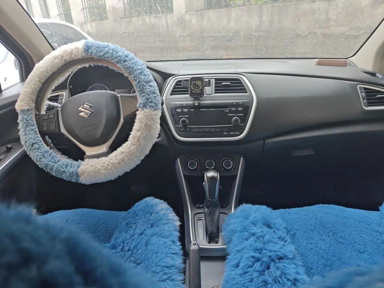 Suzuki S-Cross 2014 1.6L CVT Two-Wheel Drive Entry Model — миниатюра 6