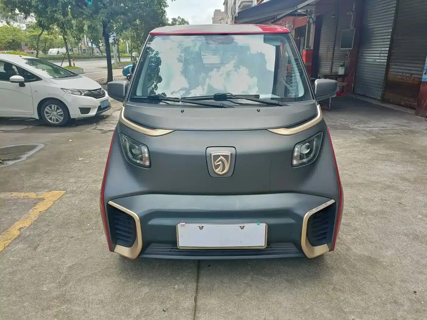 Baojun E200 2019 Model 250KM Smart Edition — миниатюра 2