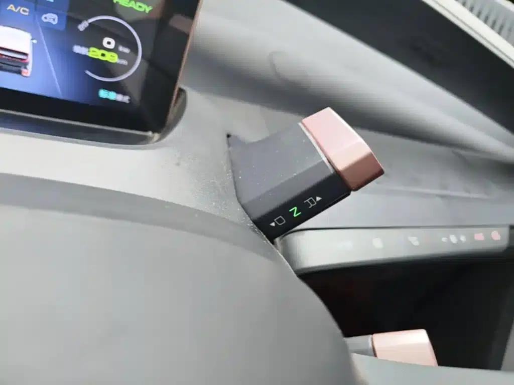 Baojun E200 2019 Model 250KM Smart Edition — миниатюра 14