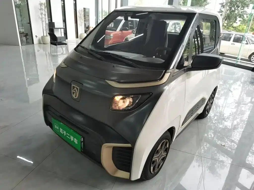 Baojun E200 2019 Model 250KM Smart Edition — миниатюра 2