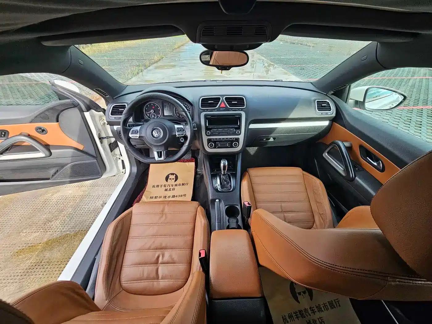 Scirocco 2011 2.0TSI Luxury Edition — миниатюра 11