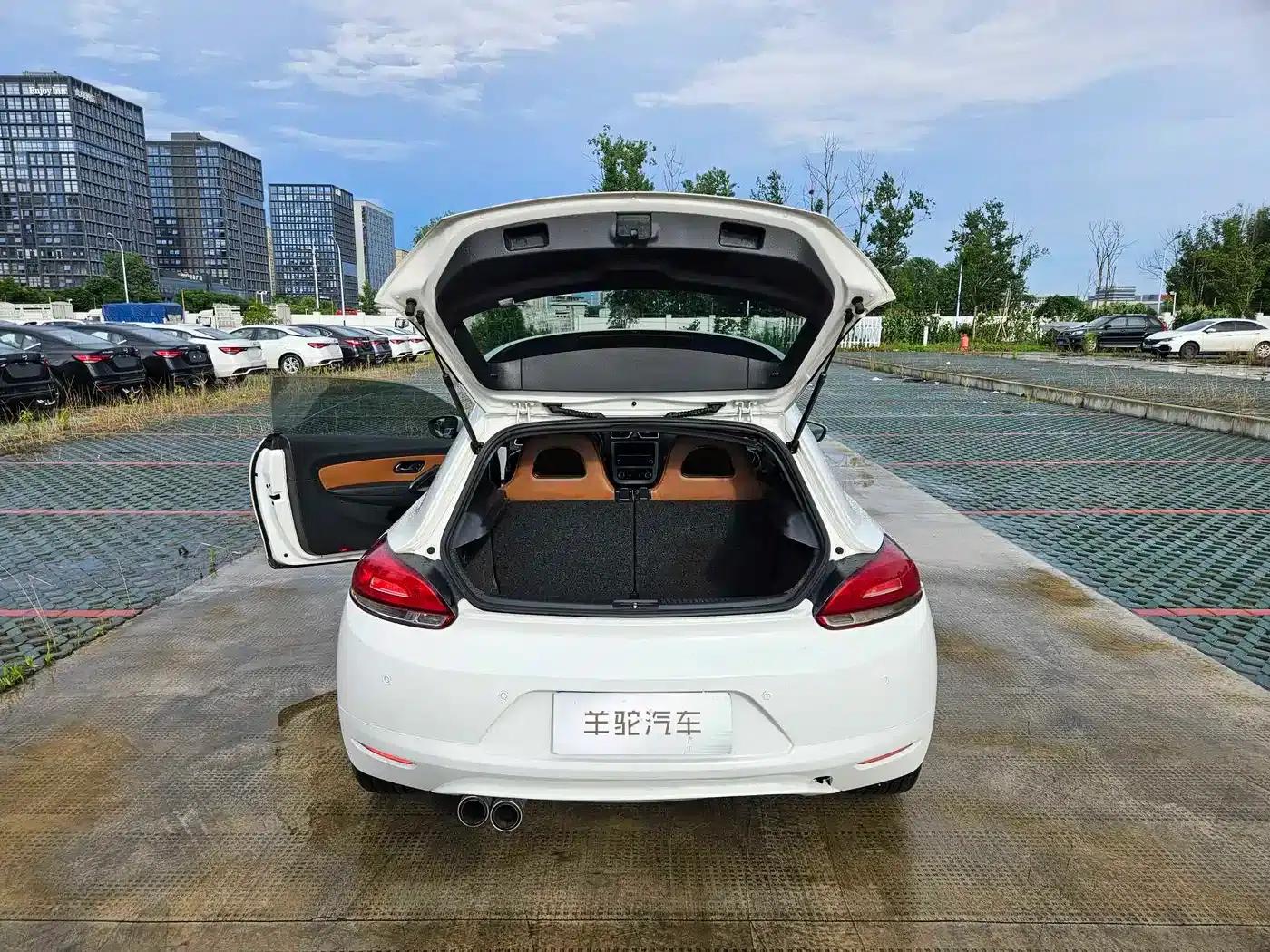 Scirocco 2011 2.0TSI Luxury Edition — миниатюра 9