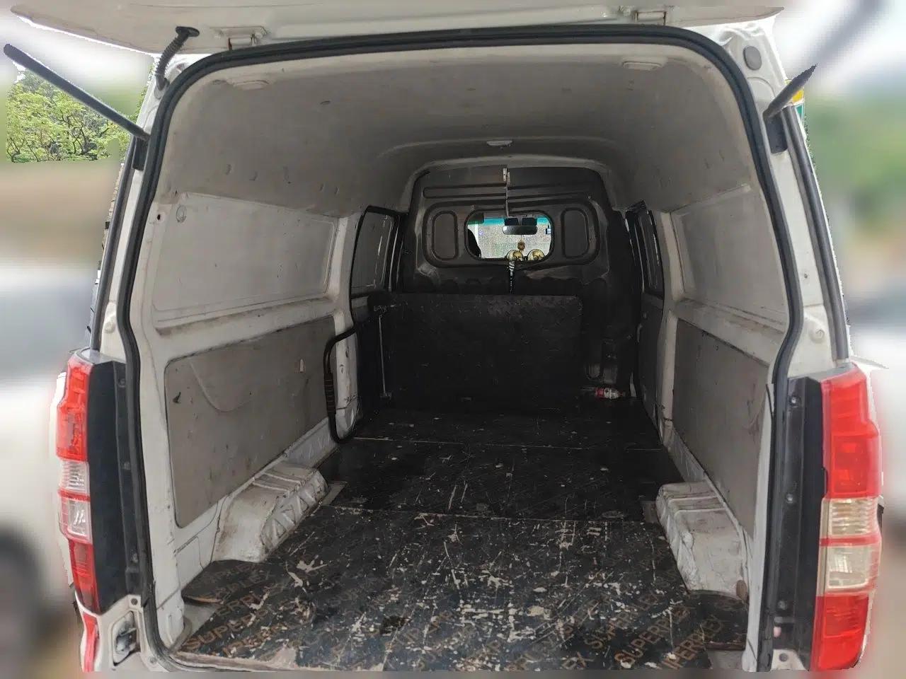 Farizon E5 2022 E5L Pure Electric Van with Guoxuan 39.9 kWh — миниатюра 19