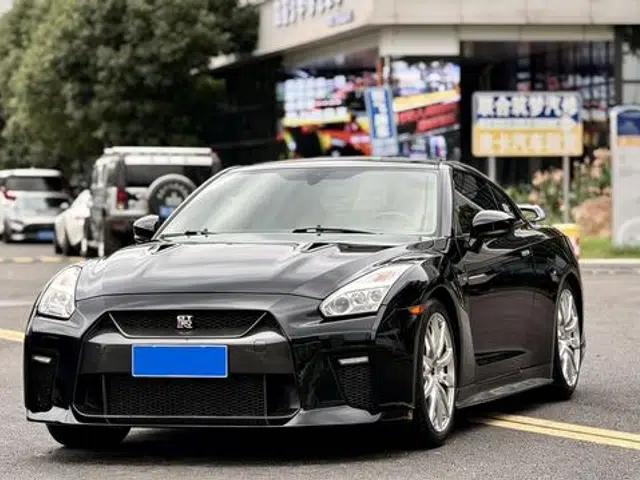 2010 Nissan GT-R 3.8T Premium Edition