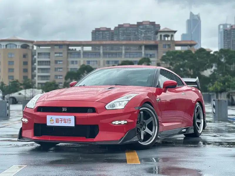 2012 Nissan GT-R 3.8T Premium Edition — миниатюра 1