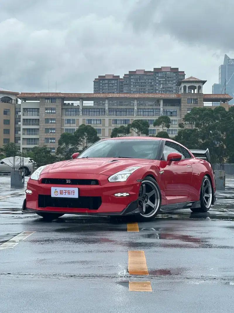 2012 Nissan GT-R 3.8T Premium Edition — миниатюра 10