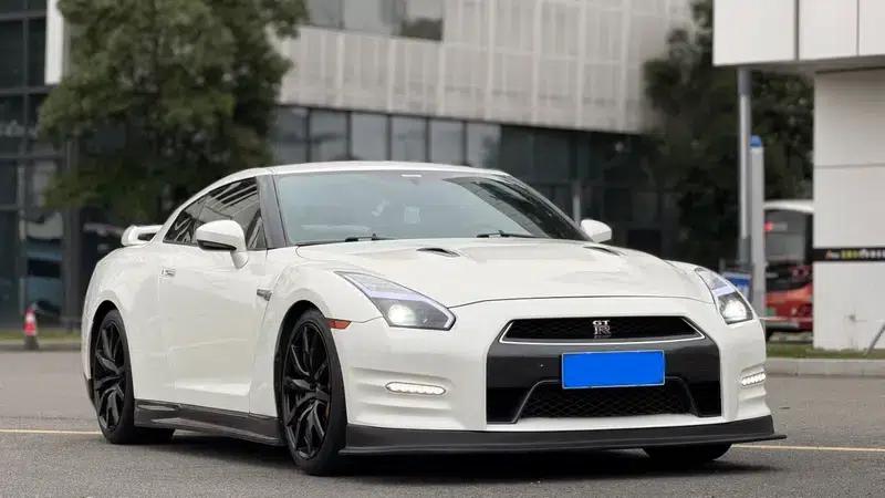 2012 Nissan GT-R 3.8T Premium Edition — миниатюра 3