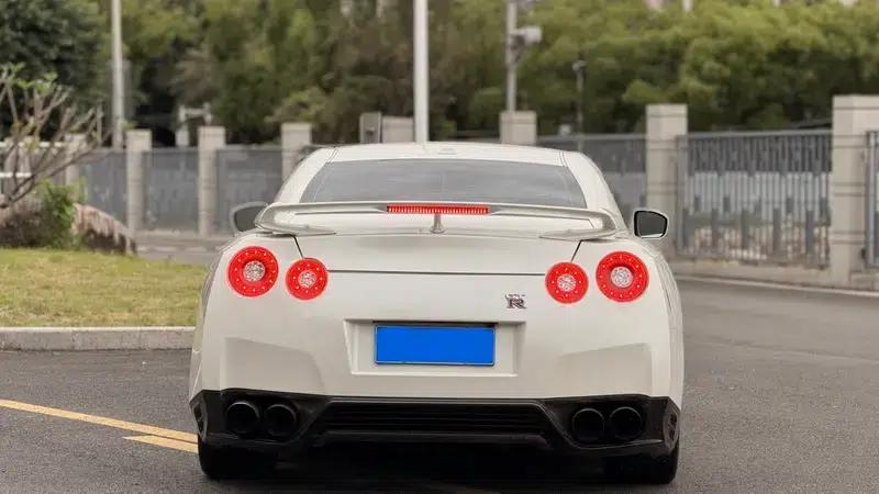 2012 Nissan GT-R 3.8T Premium Edition — миниатюра 5
